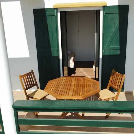 Bed & Breakfast Pura Vida Baleal