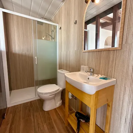 Pura Vida Bed & Breakfast Baleal