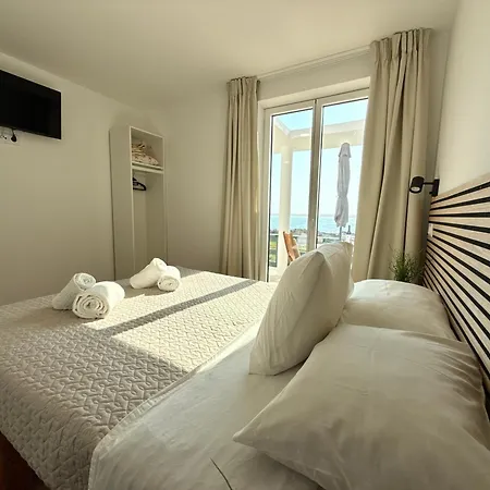 Pura Vida Bed & Breakfast